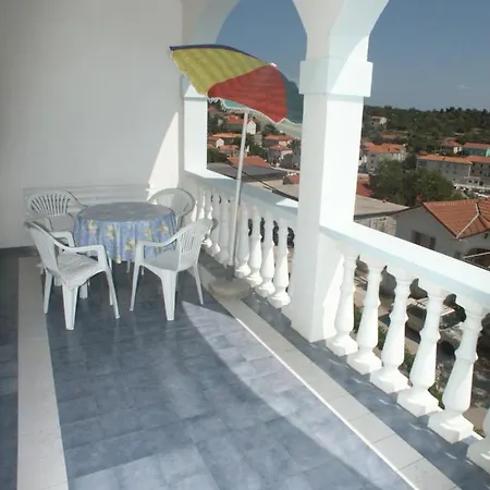 Apartment Apartments By The Sea Sali, Dugi Otok - 890 *