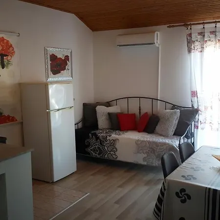 Apartment Apartments By The Sea Sali, Dugi Otok - 890 *